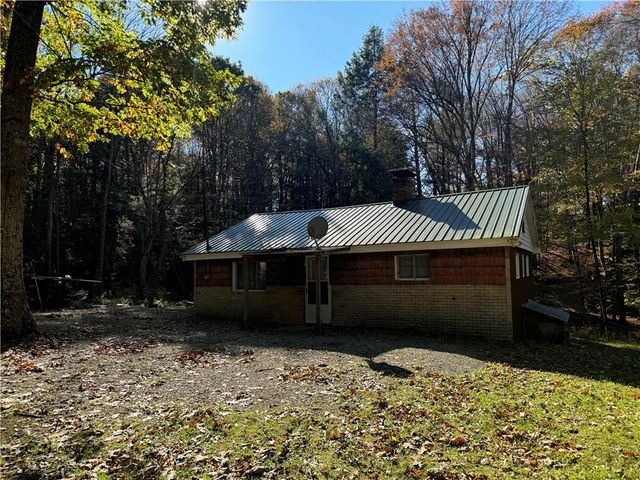 $149,900 | 262 Shelby Lane | Allegheny Township - Somerset County