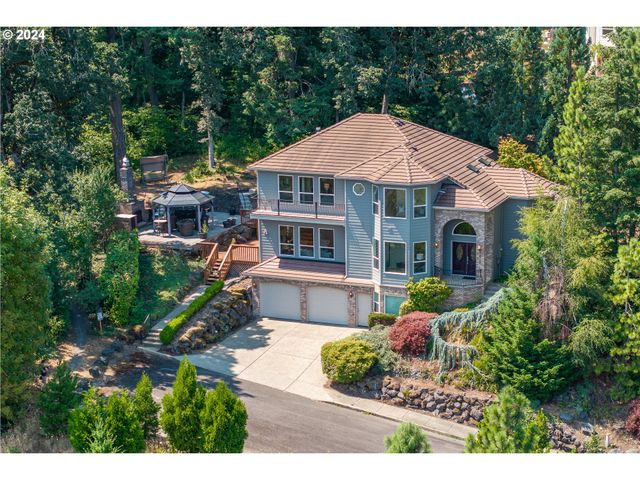 $998,000 | 13707 Southeast Willingham Court | Sunnyside