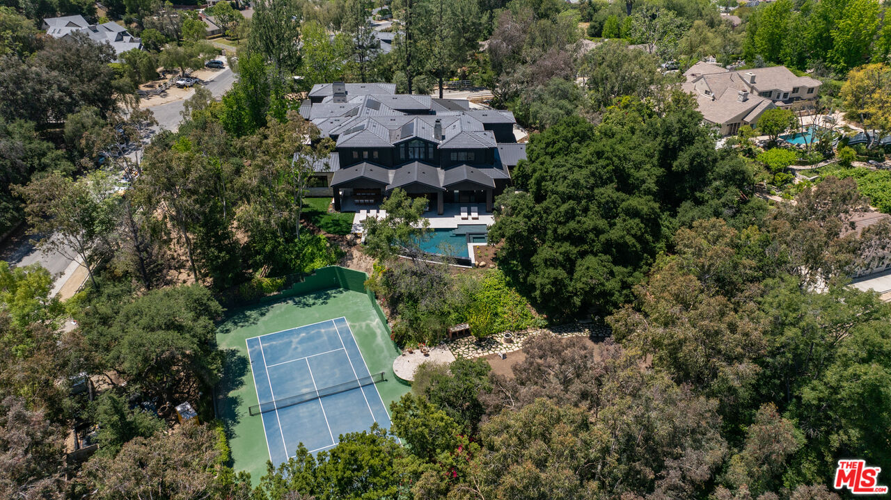 an aerial view of multiple house