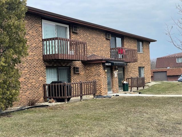 $1,600 | 11620 Blackhawk Court, Unit 1D | Mokena