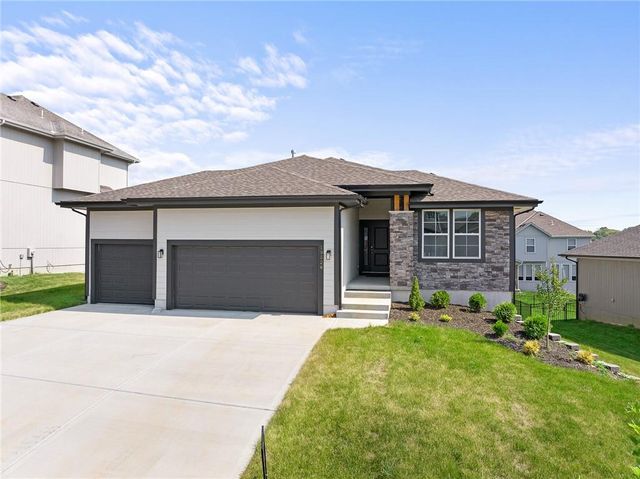 $649,950 | 19543 West 114th Terrace | Olathe