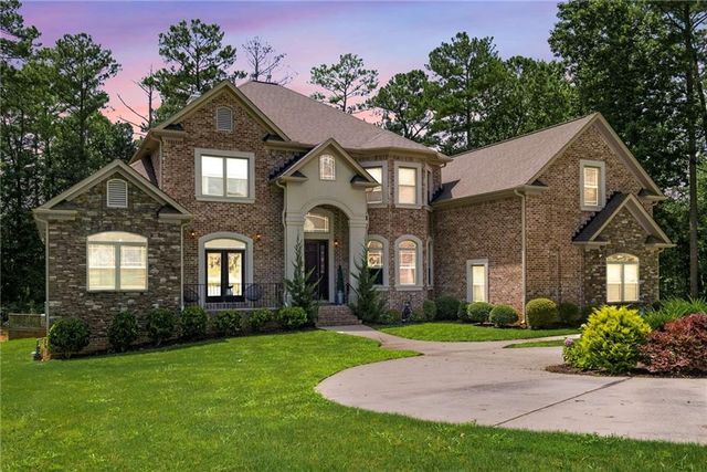 $1,325,000 | 255 Astaire Manor