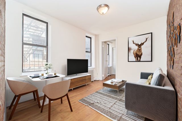 $2,700 | 313 East 95th Street, Unit 14 | Upper East Side