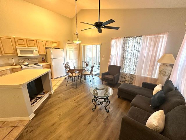 $1,600 | 9967 Perfect Drive, Unit A | The Reserve