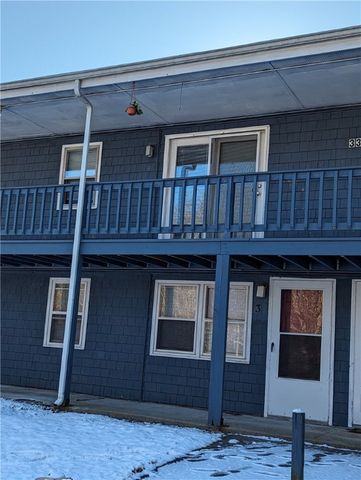 $1,200 | 33 Gadoury Avenue, Unit 8 | Quidnick