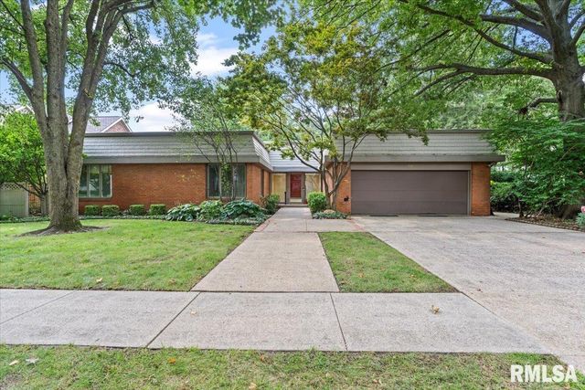 $429,900 | 1523 South Willemore Avenue | Washington Knolls