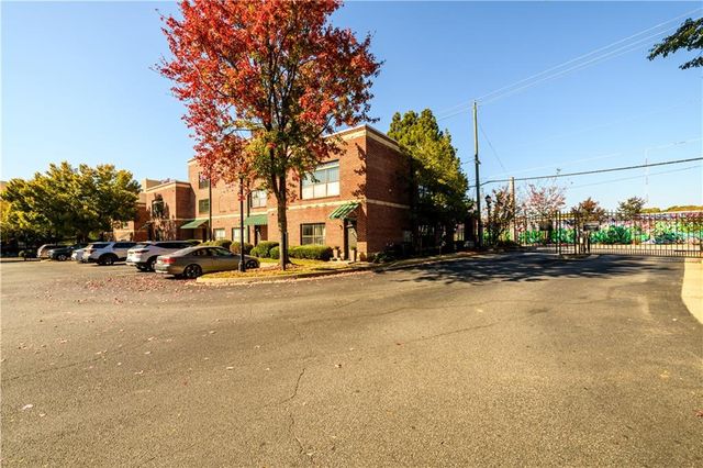 $354,900 | 205 Wylie Street Southeast, Unit 205 | Milltown Lofts