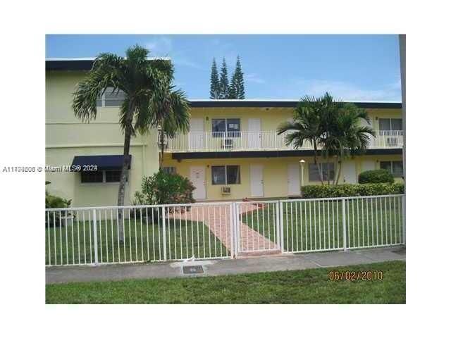 $1,575 | 16851 Northeast 21st Avenue, Unit 8 | North Miami Bech City Center