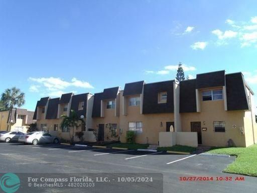 $2,000 | 5751 Blueberry Court, Unit 105 | Blueberry Hill Condominiums