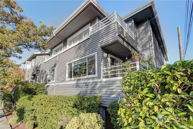 $2,850 | 214 West McGraw Street, Unit 301 | North Queen Anne