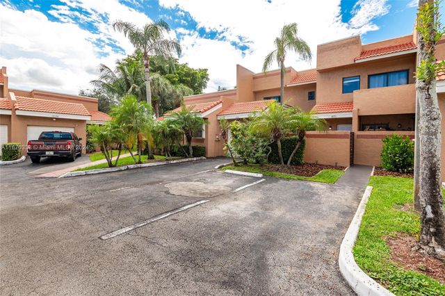 $375,000 | 1671 Southwest 120th Terrace | Pembroke Lakes South