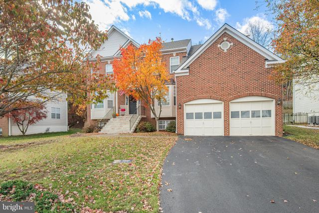 $935,000 | 902 Santmyer Drive Southeast | Tavistock Farms