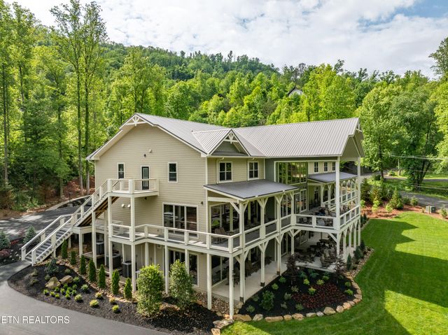 $6,900,900 | 281 Loop Road | Gatlinburg