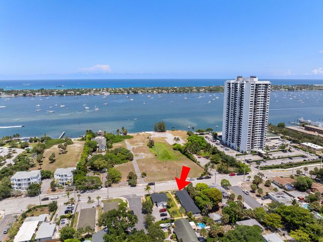 $2,000 | 5707 North Flagler Drive, Unit 406 | Northwood Harbor