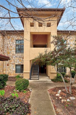 $420,000 | 300 San Gabriel Village Boulevard, Unit 521 | Georgetown