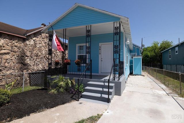 $329,500 | 5415 Avenue L | Bayou Shore