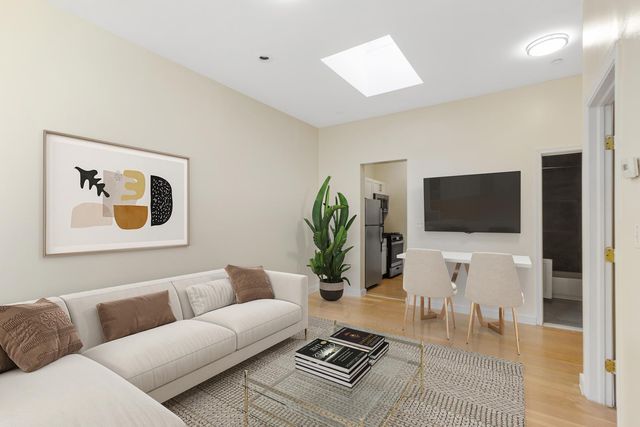 $2,750 | 669 East 21st Street, Unit 3F | Ditmas Park