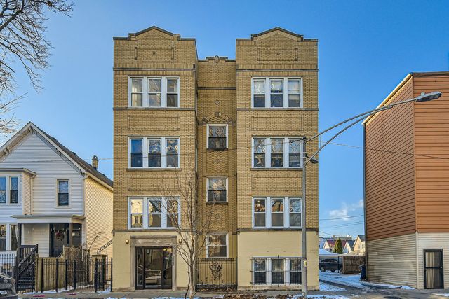 $260,000 | 2038 North Spaulding Avenue, Unit 2W | Logan Square