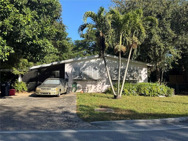 $850,000 | 7831 Southwest 100th Street | Pinecrest