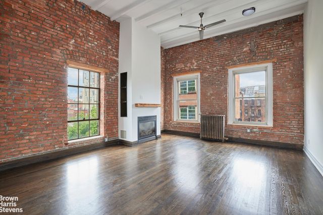 $15,000 | 130 West 3rd Street, Unit PHN | Greenwich Village