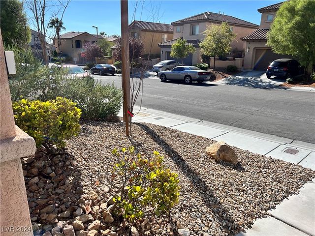 $2,175 | 11824 Ampucia Court | Cordova at Summerlin