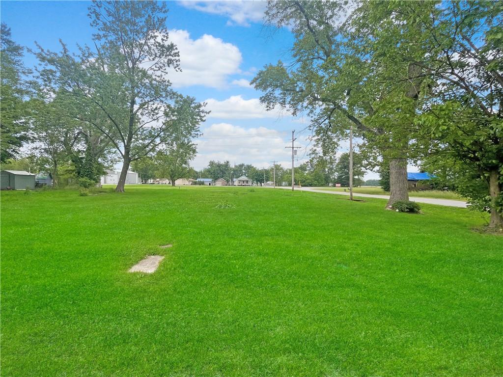 a view of a golf course