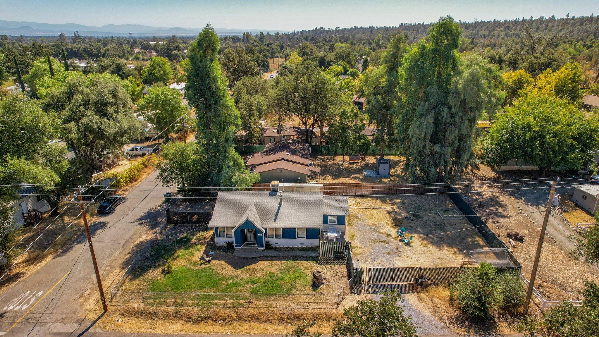 Fully Fenced Lot - Lots of Parking