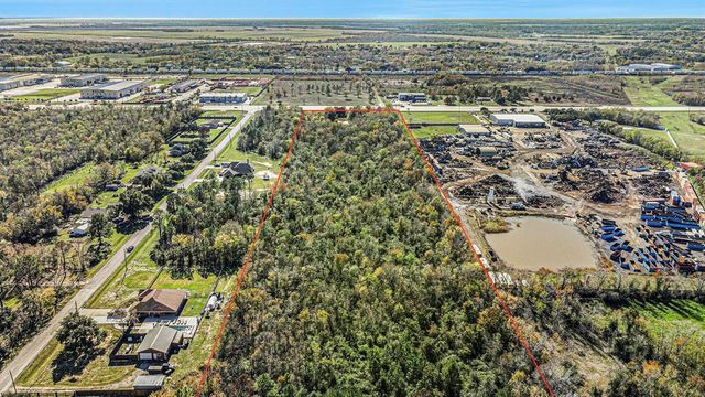 $3,450,000 | 21103 Highway 6 | Manvel