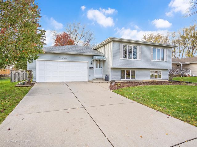 $429,900 | 1234 Hillview Drive | Lemont