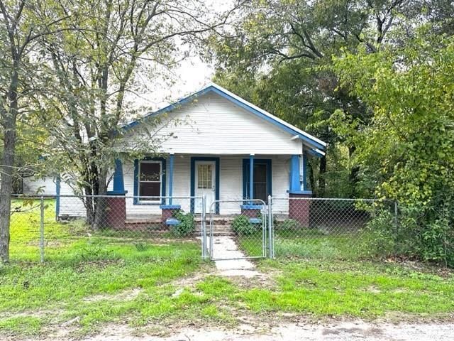 $199,000 | 418 Main Street | Paradise