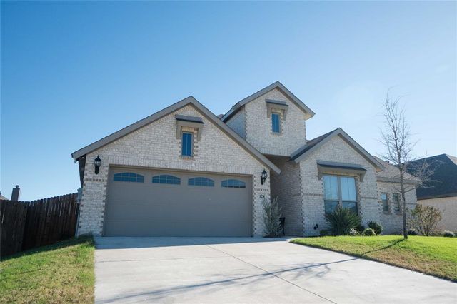 $2,950 | 124 Trail Drive | Waxahachie