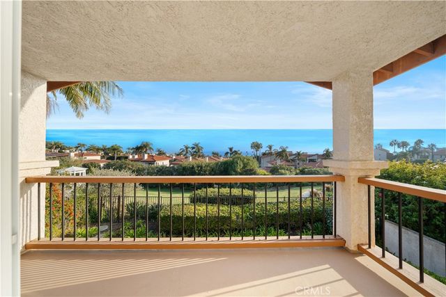 $2,070,000 | 6518 Sandy Point Court | Palos Verdes Drive South