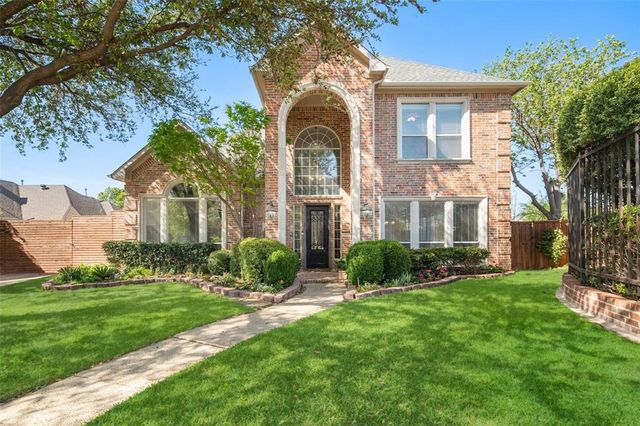 $899,000 | 6401 Brandon Court | Plano