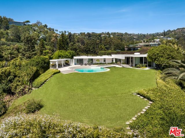 $38,000,000 | 1012 Wallace Ridge | Beverly Hills