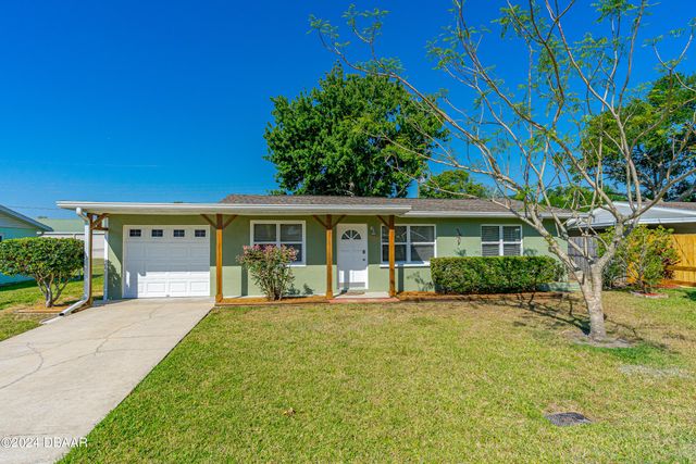 $277,900 | 1938 Papaya Drive | South Daytona