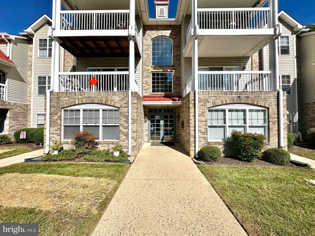 $289,900 | 201 Kimary Court, Unit 201G | Spenceola Farms