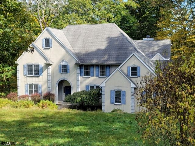 $869,000 | 47 Stonehedge Drive | Hardyston Township - Sussex County