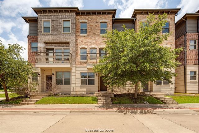 $342,500 | 210 West 31st Street | Downtown Bryan