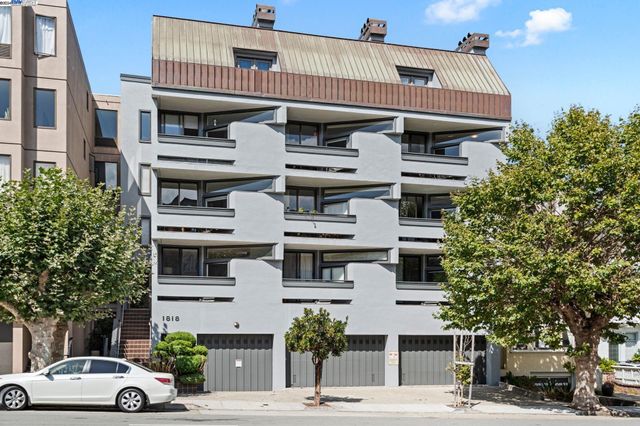 $840,000 | 1818 Broadway, Unit 201 | Pacific Heights