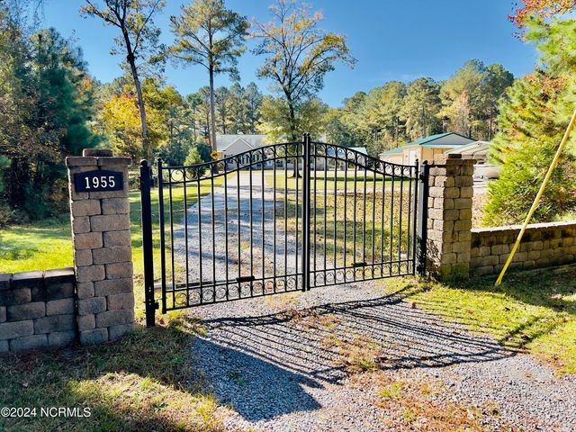 $725,000 | 1955 Nash Road | Olds Township - Greene County