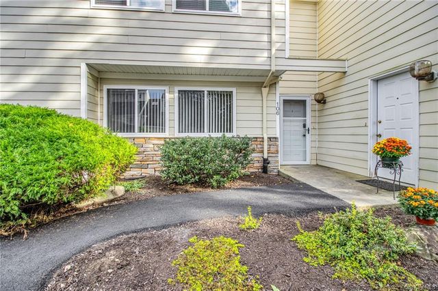 $300,000 | 106 Crystal Hill Lane | Poughkeepsie