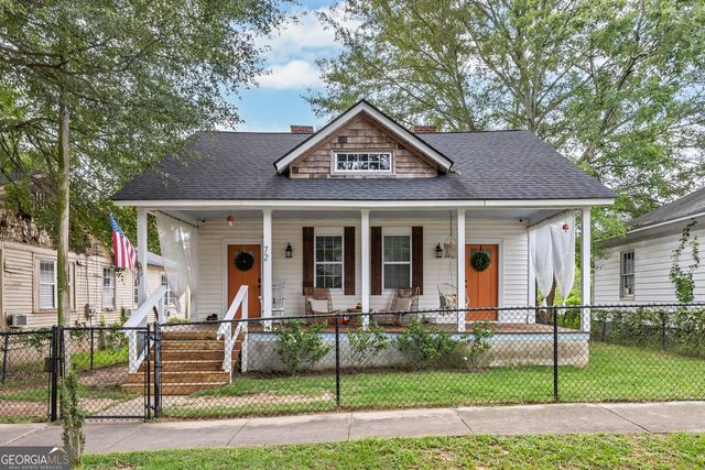 $238,999 | 72 Poplar Street | Porterdale