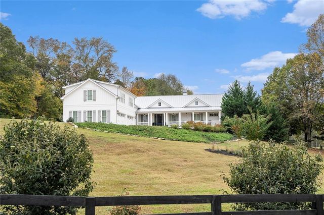 $2,275,000 | 1715 Sawnee Meadow Lane