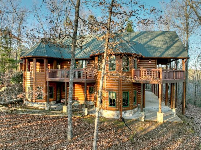 $1,200,000 | 2220 Mountain Tops Road