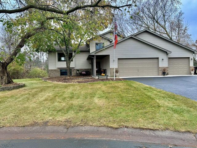 $399,900 | 7269 Meadow Court | Lino Lakes