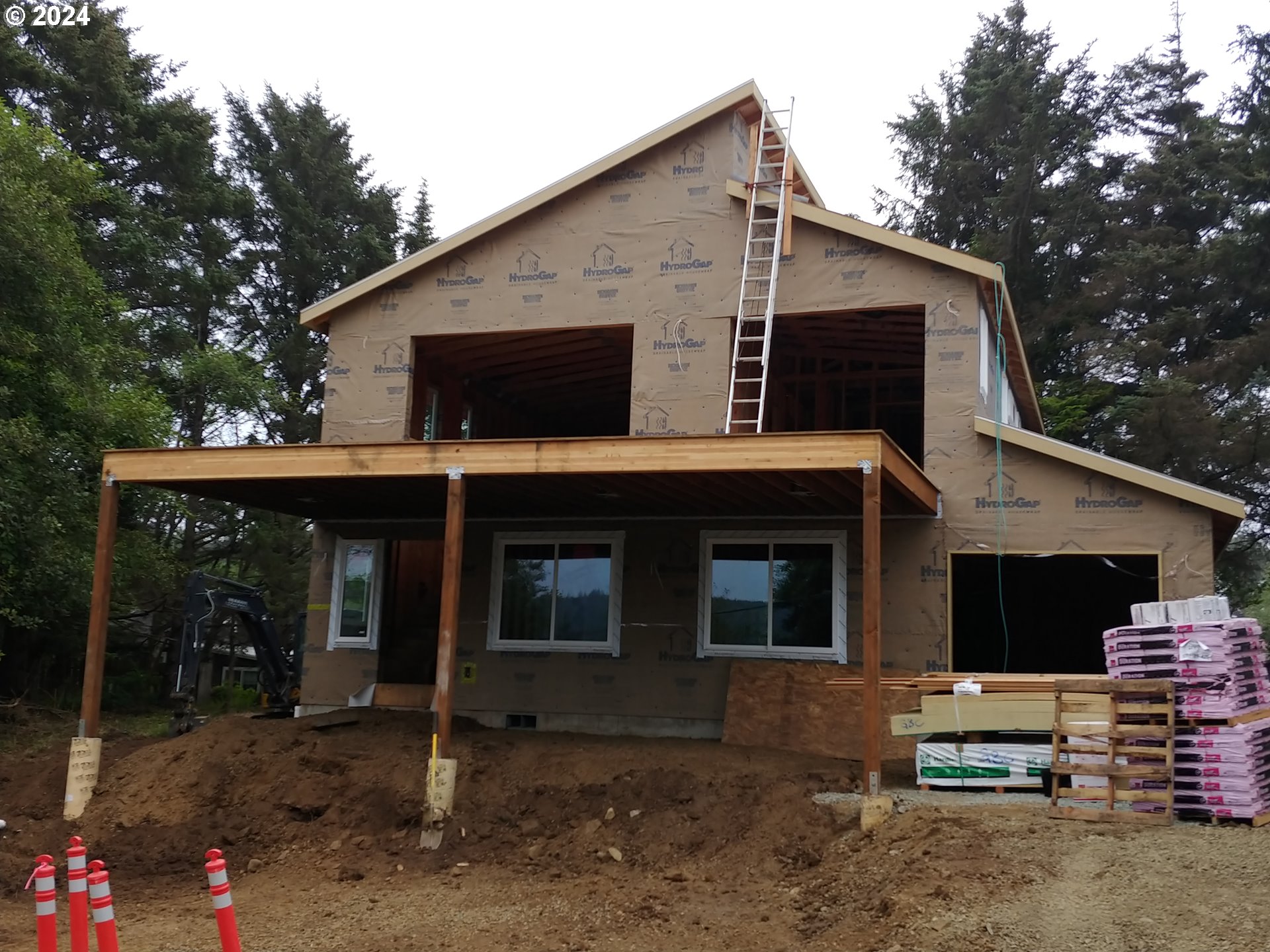 a view of a house with a patio