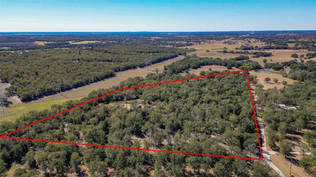 $400,000 | 395 Private Road 4126