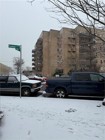 $329,000 | 8 Lake Avenue | Sheepshead Bay