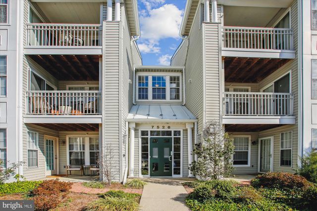 $389,000 | 7526 Coxton Court, Unit 67 | South Meadows Condominiums