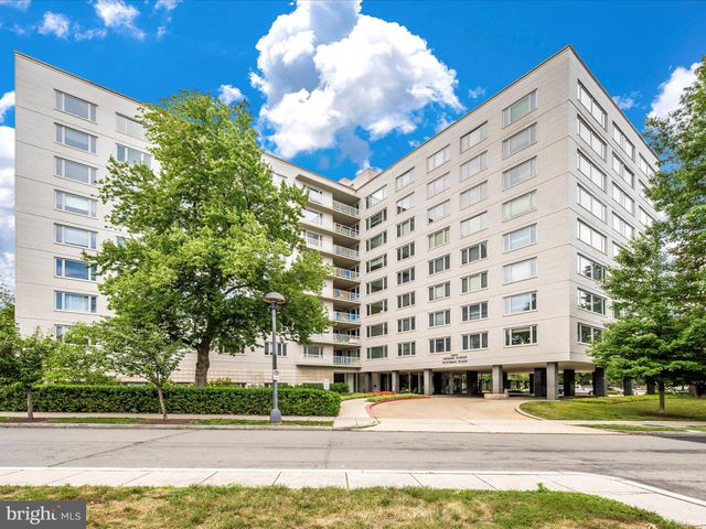 $252,000 | 2475 Virginia Avenue Northwest, Unit 727 | Foggy Bottom